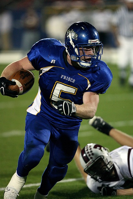 侧联名